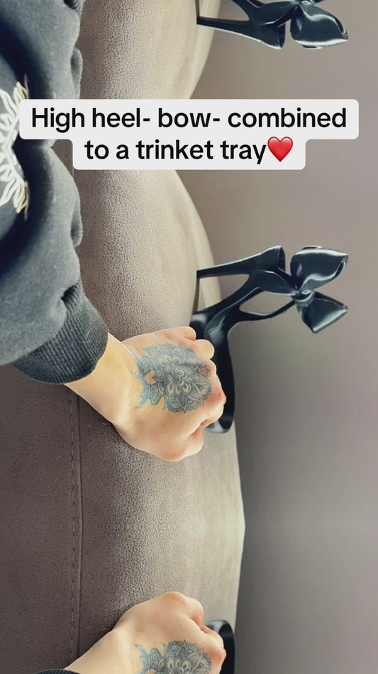 Trinket (4)